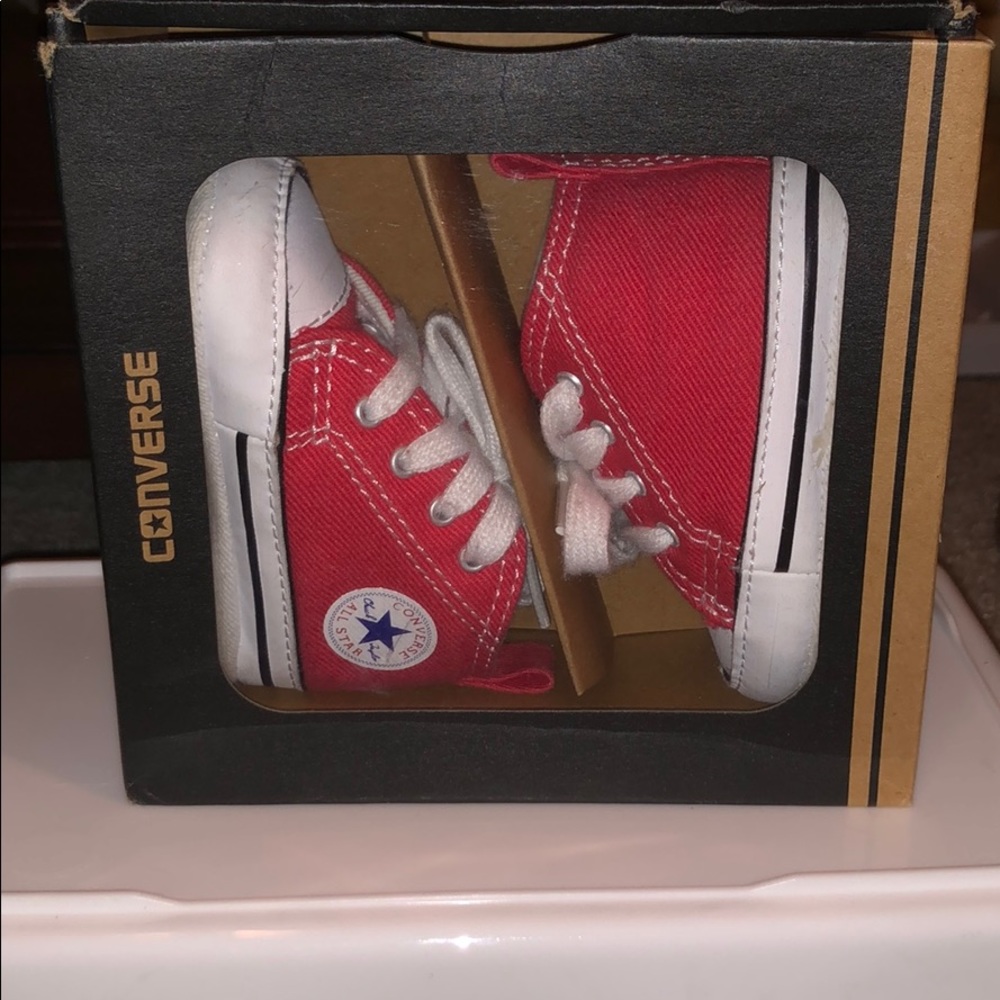 Converse crib shoes
